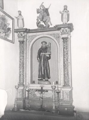 Johi (Bosiljevo) - Kapela sv. Mateja, oltar sv. Antuna Padovanskog