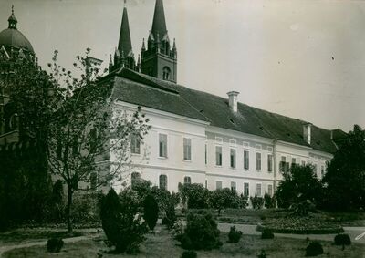 Đakovo - dvor biskupski, sjeverni noviji trakt prema parku